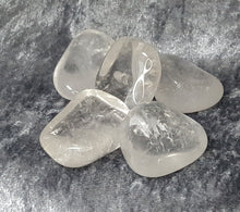 Load image into Gallery viewer, Clear Quartz Tumbled Stone