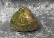 Load image into Gallery viewer, Unakite Tumbled Stone