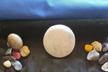 Load image into Gallery viewer, Selenite disc